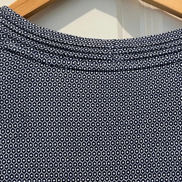 TALBOTS V Neck Blouse Sz MED Blue White Pullover Stretch Casual Shirt Nautical - Picture 4 of 7